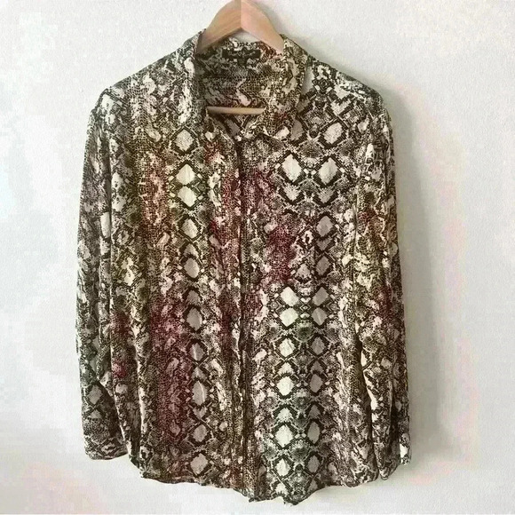Velvet Heart XL Womens Black Snakeskin Print Button Down Shirt Long Sleeve - Picture 1 of 7